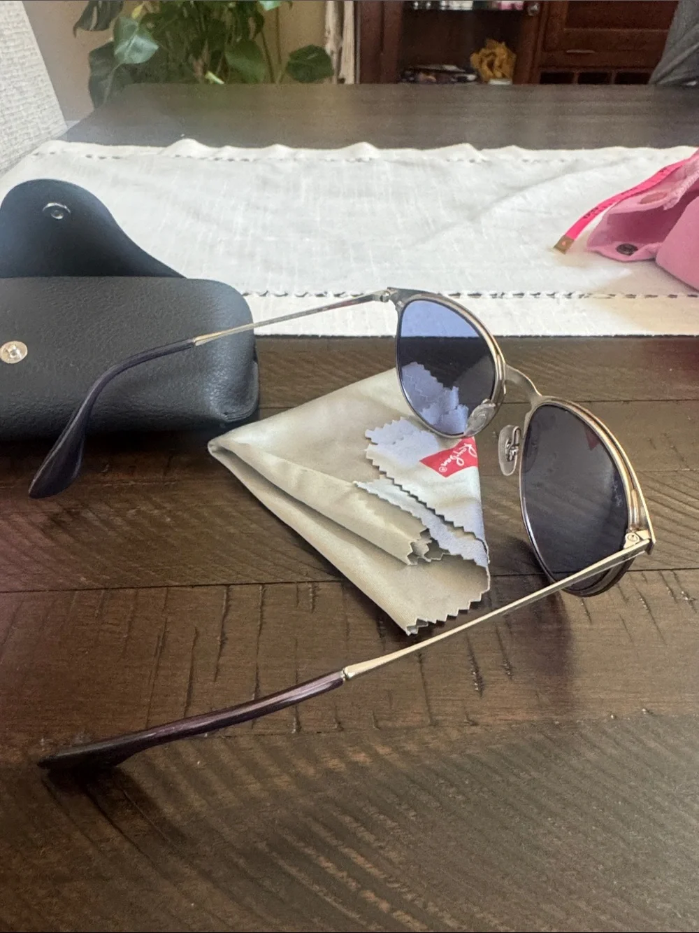 Ray-Ban classic ray